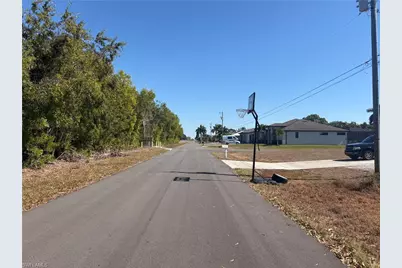 2818 Miracle Pkwy, Cape Coral, FL 33914 - Photo 2