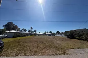 1930 SE 37th St, Cape Coral, FL 33904 - Photo 2