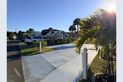 19681 Summerlin 441 Rd, Fort Myers, FL 33908 - Photo 12