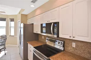 10361 Butterfly Palm Dr, Fort Myers, FL 33966 - Photo 18