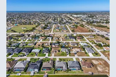 2519 SW 15th Ave, Cape Coral, FL 33914 - Photo 8