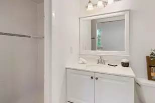 100 Fairview Ave, Fort Myers, FL 33905 - Photo 18