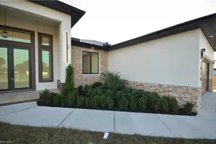 2416 Diplomat Pkwy W, Cape Coral, FL 33993 - Photo 6