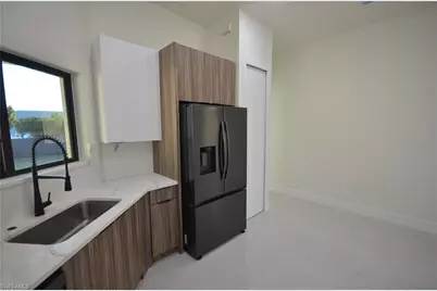 2416 Diplomat Pkwy W, Cape Coral, FL 33993 - Photo 22
