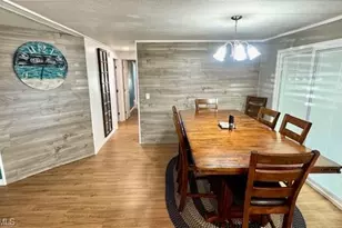 5525 Ben Franklin Ln, North Fort Myers, FL 33917 - Photo 4