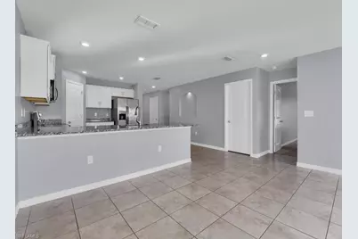1826 NW 7th Pl, Cape Coral, FL 33993 - Photo 8