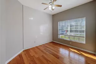 906 Alfreda Ave, Lehigh Acres, FL 33971 - Photo 16