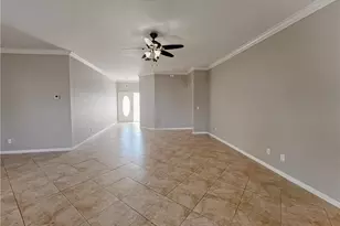 906 Alfreda Ave, Lehigh Acres, FL 33971 - Photo 4