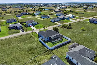 3911 NW 40th Ter, Cape Coral, FL 33993 - Photo 44