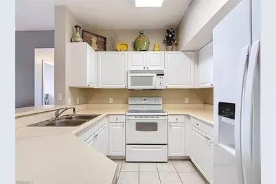 15630 Ocean Walk Cir #102, Fort Myers, FL 33908 - Photo 8