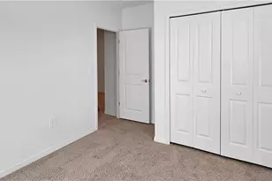 235 Lakeside Breeze Wy, Lehigh Acres, FL 33936 - Photo 8