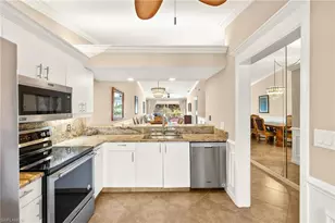 2202 Hidden Lake Dr, Naples, FL 34112 - Photo 12