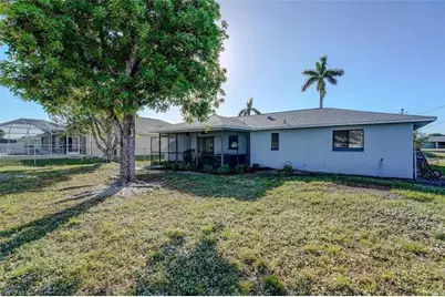 305 SE 14th Ter, Cape Coral, FL 33990 - Photo 38