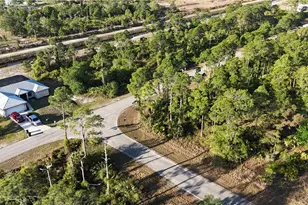 1251 Bermar St, Fort Myers, FL 33913 - Photo 6