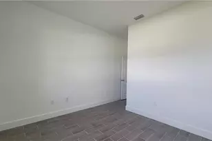 424 SW 28th Ave, Cape Coral, FL 33991 - Photo 28