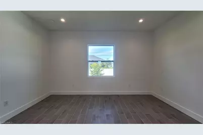 424 SW 28th Ave, Cape Coral, FL 33991 - Photo 12