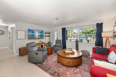 3945 Edgewood Ave, Fort Myers, FL 33916 - Photo 2