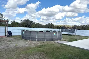 1086 W Leader Ct, Labelle, FL 33935 - Photo 6