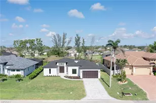 1202 SW 8th Pl, Cape Coral, FL 33991 - Photo 18
