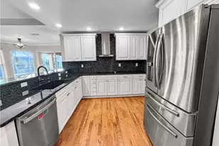 326 SW 29th St, Cape Coral, FL 33914 - Photo 14