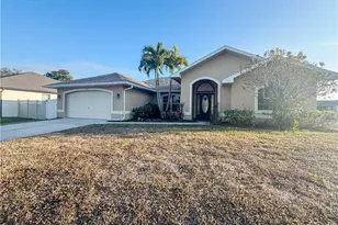 326 SW 29th St, Cape Coral, FL 33914 - Photo 1