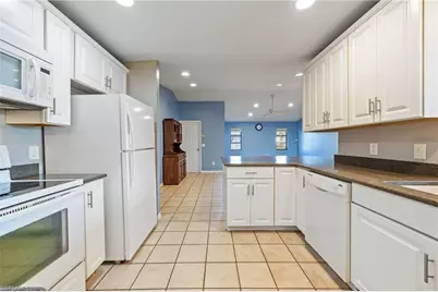 134 Gibson St, Fort Myers, FL 33905 - Photo 4