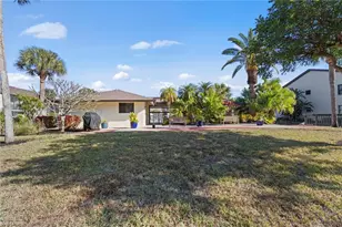 9305 Lake Park Dr, Fort Myers, FL 33919 - Photo 30