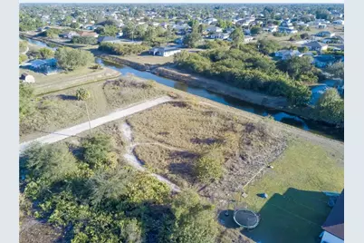 1406 Clyde Ave S, Lehigh Acres, FL 33976 - Photo 8