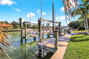 1126 Harbour Cottage Ct, Sanibel, FL 33957 - Photo 32