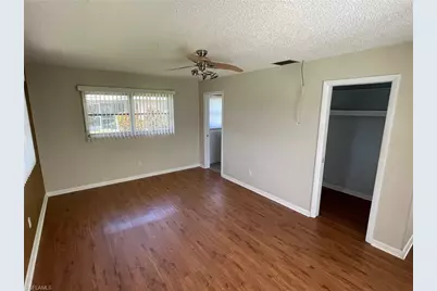 1040 SE 43rd St, Cape Coral, FL 33904 - Photo 10