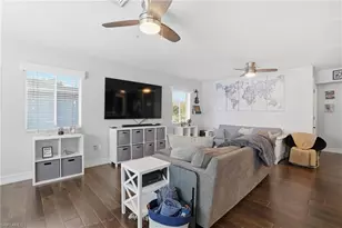 885 Entrada Dr S, Fort Myers, FL 33919 - Photo 8