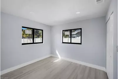 1389 Pine Ave, North Fort Myers, FL 33917 - Photo 18