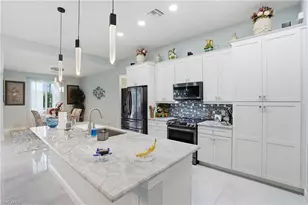 3733 SW 1st Ln, Cape Coral, FL 33991 - Photo 8