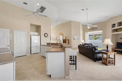 2829 SW 36th St, Cape Coral, FL 33914 - Photo 6