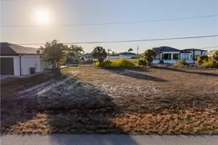 1418 NW 33rd Pl, Cape Coral, FL 33993 - Photo 1