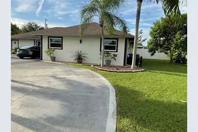 320 SE 28th Ter, Cape Coral, FL 33904 - Photo 4