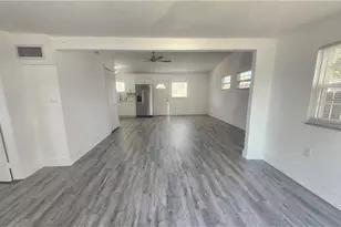 2248 Marina Park Dr, Fort Myers, FL 33905 - Photo 6