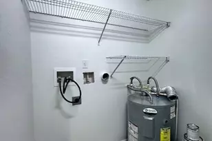 12505 McGregor Blvd, Fort Myers, FL 33919 - Photo 10