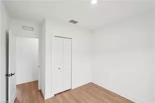 2516 38th St SW, Lehigh Acres, FL 33976 - Photo 12