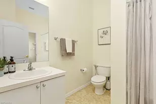 2557 Keystone Lake Dr, Cape Coral, FL 33909 - Photo 10