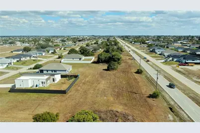 2843 Embers Pkwy W, Cape Coral, FL 33993 - Photo 6