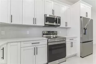 373-375 Lillon Ave S, Lehigh Acres, FL 33974 - Photo 28