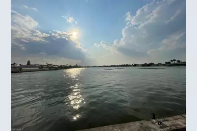 546 SE 5th Ave, Cape Coral, FL 33990 - Photo 4