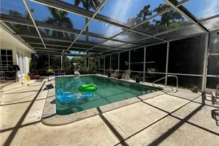 1248 Osceola Dr, Fort Myers, FL 33901 - Photo 6