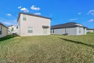 17812 Belforte CT, North Fort Myers, FL 33917 - Photo 4