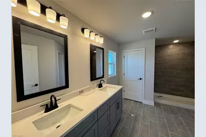 4112 NW 37th St, Cape Coral, FL 33993 - Photo 10