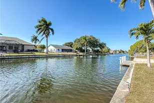 2030 SE 6th Ln, Cape Coral, FL 33990 - Photo 22