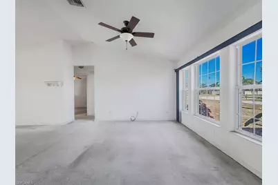 2206 SE 8th Pl, Cape Coral, FL 33990 - Photo 8