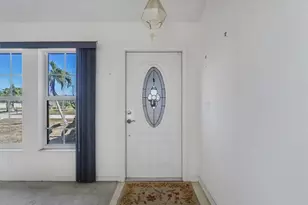 2206 SE 8th Pl, Cape Coral, FL 33990 - Photo 6