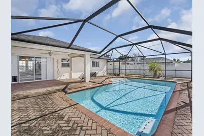 2206 SE 8th Pl, Cape Coral, FL 33990 - Photo 34